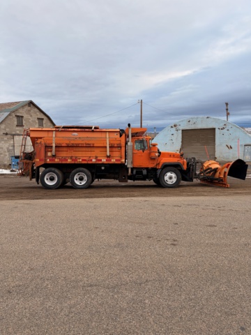 1999 Mack RD688s T:A PLOW DUMP Vin 16865