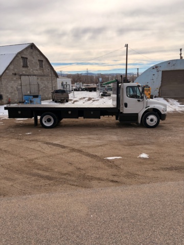 2015 Freightline Flatbed M2 106 Vin 49645