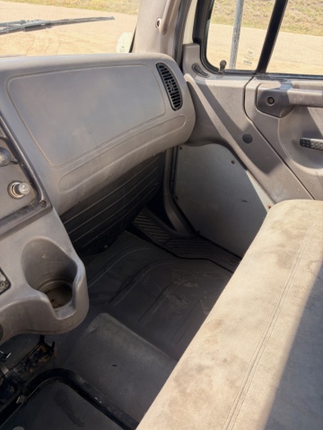 04 Frt Vac 3082 (15)